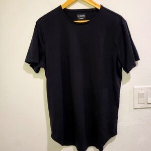 Black t shirt Cuts